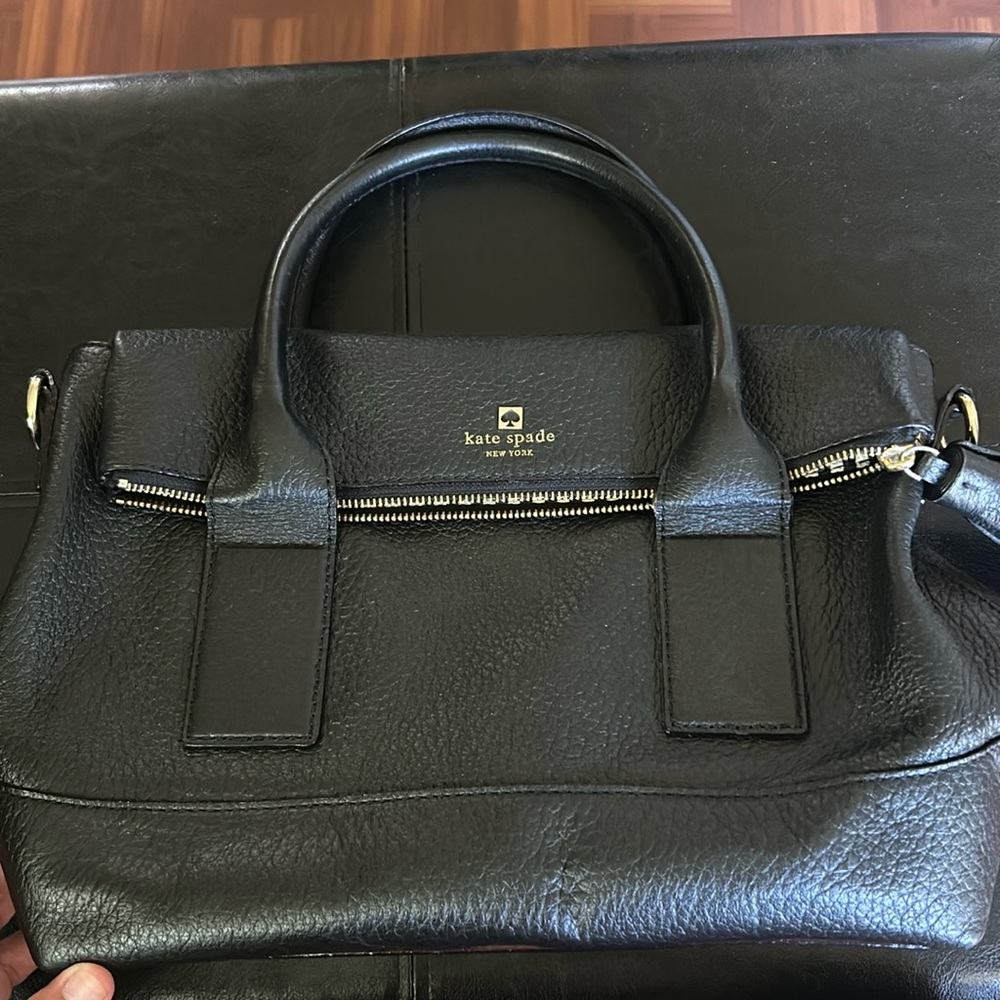 Large Kate Spade crossbody bag